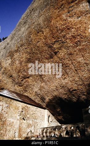 San Juan de la Peña romanische Kloster 'in' die Felsen. Stockfoto