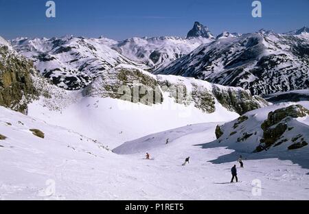 Spanien - ARAGON - Jacetania (Kreis) - huesca. Estación de Ski de Candanchú; pistas Zona alta. Stockfoto