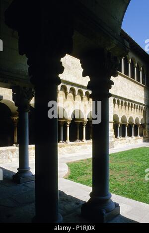 Sant Cugat del Vallès Kloster; romanischen Kreuzgang. Stockfoto