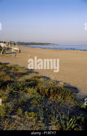 Spanien - Katalonien - Tarragonès (Kreis) - TARRAGONA. Tarragona playa / Platja Llarga. Stockfoto