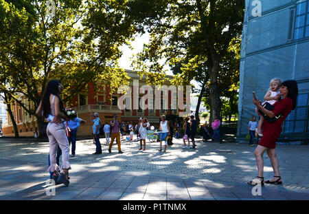 Eine modische Ukrainischen Paar t erben Foto in Odessa. Stockfoto