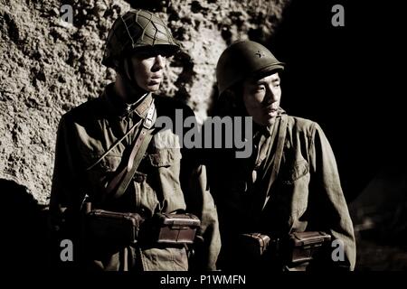 Original Film Titel: Briefe aus Iwo Jima. Englischer Titel: Briefe aus Iwo Jima. Regisseur: Clint Eastwood. Jahr: 2006. Stars: KAZUNARI NINOMIYA, RYO KASE. Credit: AMBLIN ENTERTAINMENT/WALLACE, MERIE W./Album Stockfoto