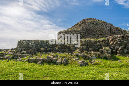 Nuraghe u Nuraxi" in Barumini, Sardinien, Italien; ein wunderbarer Ort, die nun seit 1997 in der UNESCO-Weltkulturerbe aufgeführt, da es eingeschrieben wurde. Stockfoto