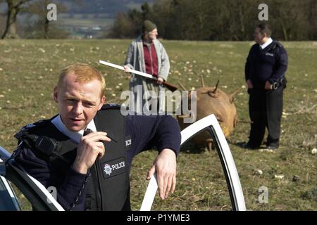 Original Film Titel: HOT FUZZ. Englischer Titel: HOT FUZZ. Regisseur: Edgar Wright. Jahr: 2007. Stars: NICK FROST und Simon Pegg. Credit: WORKING TITLE FILMS/Album Stockfoto