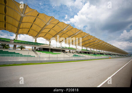 Sepang/Malaysia - Dezember 5, 2014: Der Asian Le Mans Series Rennen auf dem Sepang International Circuit. Stockfoto