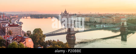 Die Budapester Parlament Gebäude ist der drittgrößte Parlamentsgebäude der Welt. Stockfoto
