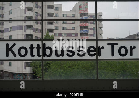 Berlin, Deutschland, Schriftzug Kottbusser Tor an der U-Bahn Station Stockfoto
