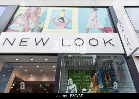 London, Großbritannien. 13. Juni 2018. Äußere des neuen Look Store auf Tottenham Court Road. Der neue Look Mode Kette einen jährlichen Verlust von fast £ 235 m mit einem Umsatz um 12 % im Jahr 1,3 Mrd. £, 24. März entstanden ist. Das Unternehmen hat einem Unternehmen freiwillige Anordnung (CVA), Vermietung, Kosten zu sparen und mit bis zu 60 der 593 speichert, einschließlich der auf die Tottenham Court Road umstrukturieren, erwartet zu schließen. House of Fraser, ebenfalls vor kurzem bekannt gegeben, dass seine Oxford Street Flaggschiff wird geschlossen, auch als Teil der CVA Umstrukturierungsplan. Credit: Stephen Chung/Alamy leben Nachrichten Stockfoto