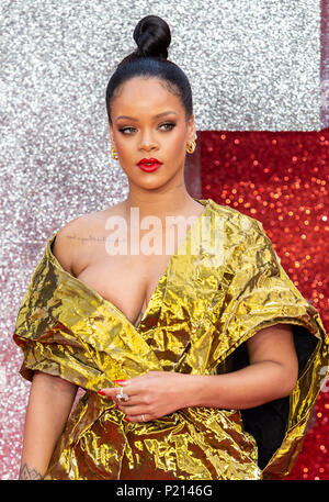 LONDON, ENGLAND - 13. Juni: Rihanna besucht die "Ocean's 8 'UK Premiere im Cineworld Leicester Square am 13. Juni in London, England 2018 statt. Credit: Gary Mitchell, GMP-Media/Alamy leben Nachrichten Stockfoto