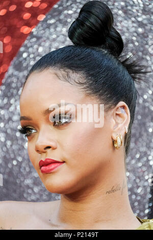 London, Großbritannien. 13. Juni 2018. Rihanna auf europäischer Premiere von Ocean's 8 am Mittwoch, dem 13. Juni 2018 im Cineworld Leicester Square, London statt. Im Bild: Rihanna. Bild von Julie Edwards. Credit: Julie Edwards/Alamy leben Nachrichten Stockfoto