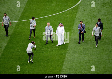 Moskau, Russland - 13. Juni 2018. Saudi-arabien Sports Minister Turki al-Scheich an Saudi-arabien Training vor der 2018 FIFA WM-Eröffnungsspiel Russland vs Saudi-arabien. Credit: Alizada Studios/Alamy leben Nachrichten Stockfoto