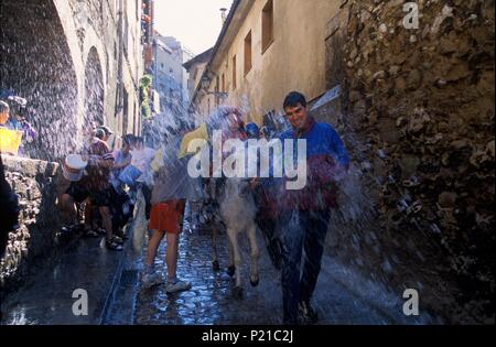 Spanien - Katalonien - Berguedá (Kreis) - Barcelona. Festa dels Elois, Festa d?aigua Berga, el Berguedà, Barcelona. Stockfoto