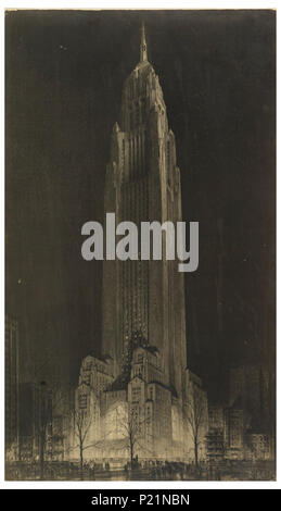 . Englisch: Drucken, vorgeschlagenen Einberufung Tower, Madison Square (Nordöstliche Ecke der Madison Avenue und East 26 Streeet), 1921. Englisch: Nacht Szene von einem Wolkenkratzer, bestehend aus einer massierten Cluster von niedrigen mehrstufige Abschnitte unten, die ihren Höhepunkt in einem monumentalen Turm. Die Struktur wird durch die Stadt Straße Lichter unter und Ströme von Licht aus einer Kapelle beleuchtet - wie zentrale Abschnitt. Ein weißes Kreuz auf der Spitze des Turms sichtbar. Fußgänger Spaziergang zwischen silhouetted blattlosen Bäume unten. . 1921 269 Drucken, vorgeschlagenen Einberufung Tower, Madison Square (Nordöstliche Ecke der Madison Avenue und East 26. S Stockfoto