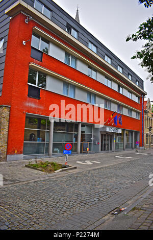 Das Novotel Hotel im Zentrum der Stadt Ypern oder Ypern in Flandern, Belgien Stockfoto