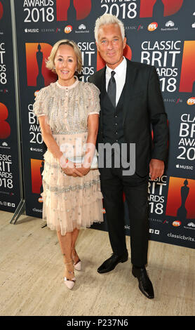 Martin Kemp und Frau Shirlie Holliman kommen an der klassischen Brit Awards 2018, in der Royal Albert Hall in London. Stockfoto