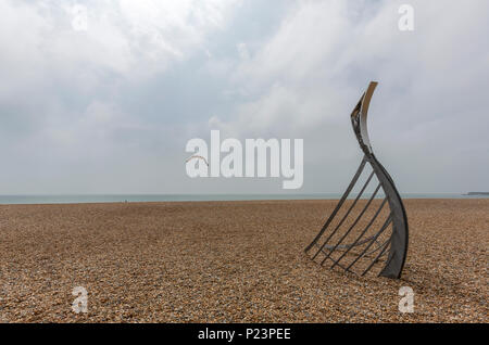 Die Landung von Bildhauer Leigh Dyer in Hastings, Hastings, East Sussex, England, Großbritannien Stockfoto