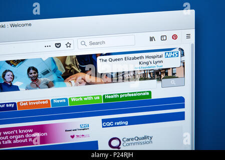 LONDON, Großbritannien - 5. MÄRZ 2018: Die Homepage der offiziellen Website für den Queen Elizabeth Hospital NHS Foundation Trust Kings Lynn, Norfolk, am 5. Stockfoto