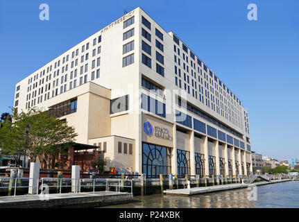 Savannah, Georgia. Hyatt Regency Hotel auf der Savannah River, Downtown. Stockfoto