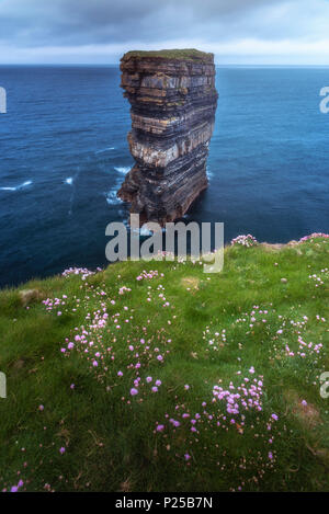 Downpatrick Kopf, Ballycastle, County Mayo, Donegal, Connacht, Irland, Europa. Stockfoto