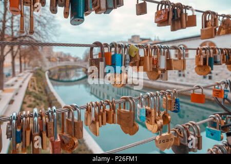 Liebe Vorhängeschlösser auf dem Metzger "Bridge, Ljubljana, Slowenien, Europa Stockfoto