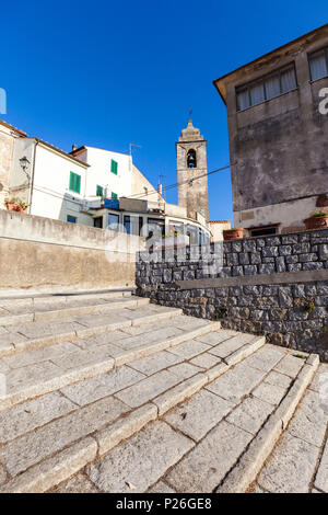 Glockenturm der Kirche von San Piero in Campo, Campo nell'Elba, Insel Elba, Livorno Provinz, Toskana, Italien Stockfoto