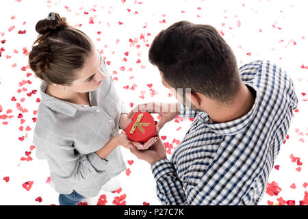 Ansicht von oben von Freundin, Freund anwesend, isoliert auf weißem, Valentines Tag Konzept Stockfoto