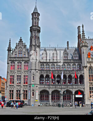 Das Historium Gebäude in Brügge oder Brügge, Belgien, wo film Dekore, Musik und Spezialeffekte nehmen Sie zurück zu 1435 in diesem einzigartigen Museum Stockfoto