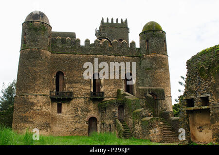 Burg von Kaiser Fasilides in Gonder Stadt in Äthiopien, königliche Gehege gebaut Stockfoto