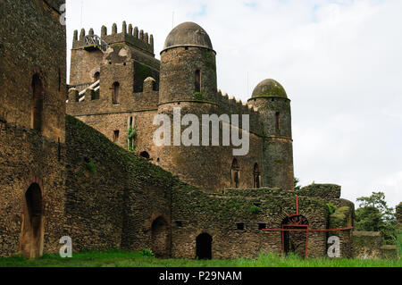 Burg von Kaiser Fasilides in Gonder Stadt in Äthiopien, königliche Gehege gebaut Stockfoto