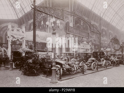 [Sammlung Jules Galan. / Sportliche]: T.28. Année 1904/Jules Beau [Sammlung Jules Galan. / Sportliche]: T.28. Année 1904/Jules Beau: F. 41. [7e Salon de l'Automobile, Grand Palais et Serres de la Ville de Paris, 9. - 25. Dezember 1904]; 296 Renault Frères au Salon de l'Automobile de Paris 1904 stehen Stockfoto