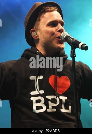 Blackpool, Großbritannien, Olly Murs führt an Blackpool Illuminations credit Ian Fairbrother/Alamy Stockfotos Stockfoto