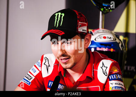 Barcelona, Spanien. 14 Jun, 2018. Circuit de Barcelona-Catalunya, Barcelona, Spanien. 14 Juni, 2018. Gran Premi Monster Energy de Catalunya MotoGP von Katalonien, Pressekonferenz; Jorge Lorenzo der Ducati Motogp Team Vorträge während der Pressekonferenz Quelle: Aktion plus Sport/Alamy leben Nachrichten Stockfoto