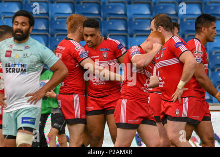 Salford, UK. 14 Jun, 2018. Donnerstag, 14 Juni 2018, AJ Bell Stadium, Salford, England; Betfred Super League, Salford Roten Teufel v Widnes Vikings; Kris Welham von Salford Roten Teufel feiert seinen Versuchen Credit: Aktuelles Bilder/Alamy leben Nachrichten Stockfoto