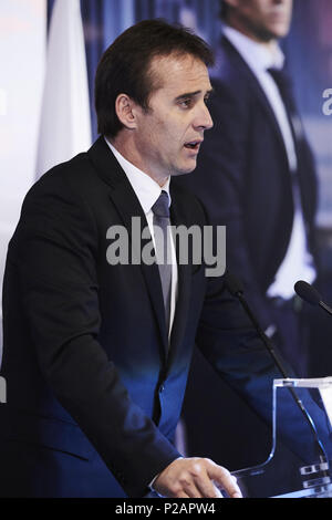 Madrid, Madrid, Spanien. 14 Juni, 2018. Julen Lopetegui bei der Präsentation der Julen Lopetegui als neuen Cheftrainer des F.C. Real Madrid im Santiago Bernabeu Stadion am 14. Juni 2018 in Madrid, Spanien Credit: Jack Abuin/ZUMA Draht/Alamy leben Nachrichten Stockfoto
