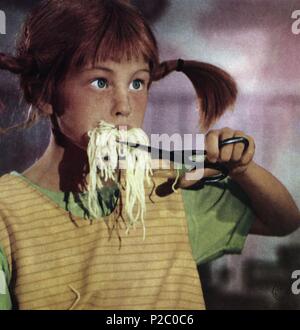 Original Film Titel: Pippi Långstrump PÅ DE SJU HAVEN. Englischer Titel: PIPPI IN DER SÜDSEE. Regisseur: Olle Hellbom. Jahr: 1970. Stars: INGER NILSSON. Credit: BETA FILM/IDUNA FILM PRODUKTIONGESELLSCHAFT/NORD KUNST/SVENSK/Album Stockfoto