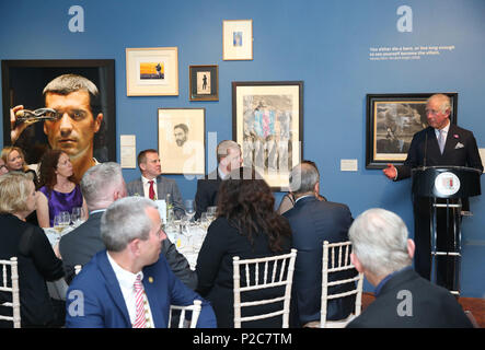 Der Prinz von Wales besucht ein Abendessen bei Crawford Art Gallery, als Teil seiner Reise durch die Republik Irland mit der Herzogin von Cornwall. PRESS ASSOCIATION Foto. PRESS ASSOCIATION Foto. Bild Datum: Donnerstag, Juni 14, 2018. Siehe PA Geschichte ROYAL Charles. Photo Credit: Brian Gesetzlosen/PA-Kabel Stockfoto