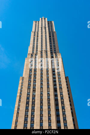 Ostfassade 30 Rockefeller Plaza (Comcast Gebäude), Rockefeller Center, Manhattan, New York City, USA Stockfoto