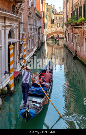 Gondel in Rio della Fava, Venedig, Italien Stockfoto