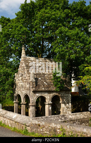 England, Cornwall, St Cleer, alten heiligen Brunnen, restaurierten durch Victorians Stockfoto