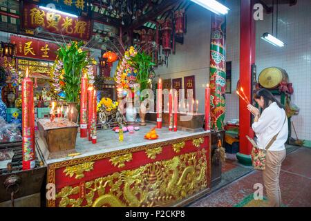 Thailand, Bangkok, Samphanthawong District, Chinatown, Chinesisch Leng Buai Ia Schrein Stockfoto