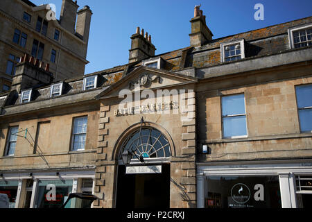 Badewanne Märkte Badewanne guildhall Markt Gebäude England Großbritannien Stockfoto