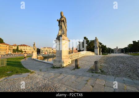 Italien, Venetien, Padua, Padua, Prato della Valle Square Stockfoto