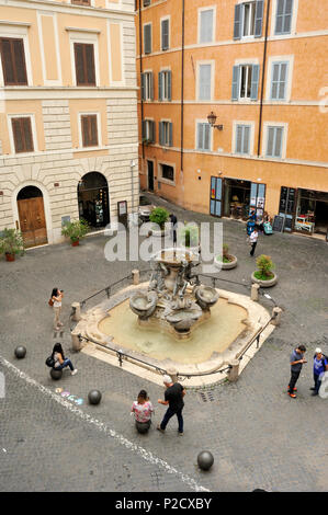 Italien, Rom, jüdisches Ghetto, Piazza Mattei, Schildkrötenbrunnen Stockfoto