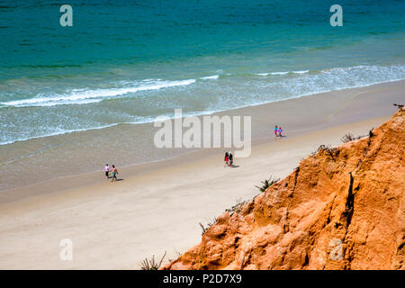 Rote Klippen, Praia de Falesia, Albufeira, Algarve, Portugal Stockfoto