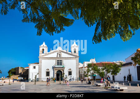 Praca do Infante und Kirche Santa Maria, Lagos, Algarve, Portugal Stockfoto