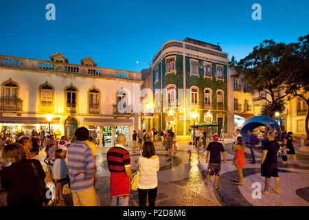 Praça Luis de Camoes bei Dämmerung, Lagos, Algarve, Portugal Stockfoto