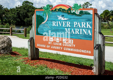 Florida Port Saint St. Lucie, River Park Marina, County Park, Schild, Eingang, FL170730079 Stockfoto