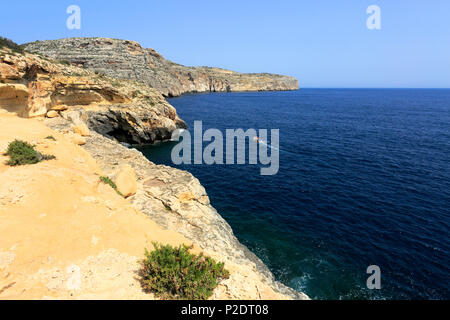 Die Blaue Grotte Grotten in der Nähe der Fischer Hafen von Wied iz-Zurrieq, Süd-Ost-Küste von Malta, Stockfoto