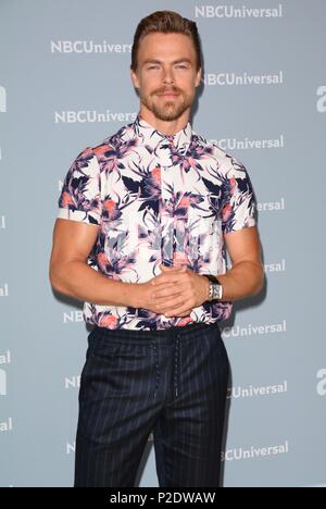 NBC Universal Upfronts NYC Mit: Derek Hough Wo: New York, New York, United States Wenn: 14. Mai 2018 Credit: Patricia Schlein/WENN.com Stockfoto