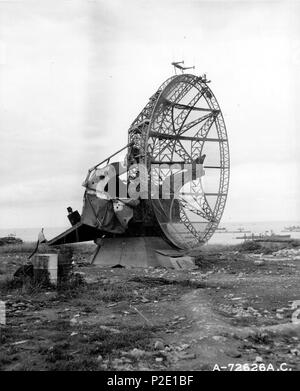 . Français: Radar allemand Géant de Würzburg installé sur la plage normande Englisch: FuMo 214 "Würzburg-Riese", Deutsch Radar des Zweiten Weltkriegs. 22. Juni 1944. Diese Datei fehlt, Informationen zum Autor. 44 Radar-p 011990 Stockfoto